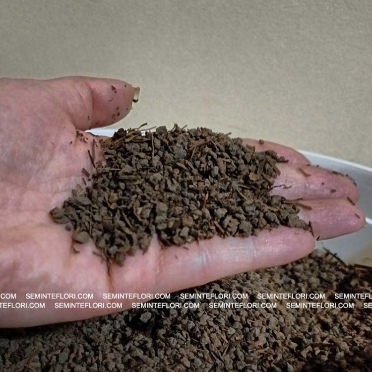 Ingrasamant universal organic din gainat de pasare
